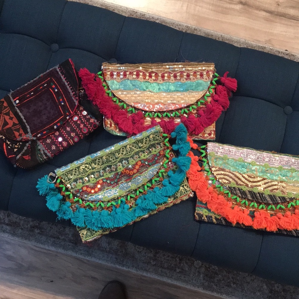 ONE OF A KIND CLUCH LAST ONE! - Picture 4 of 6